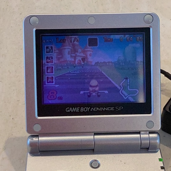 Gameboy Advance SP Console & Charger Handheld System Nintendo Silver AGS 001 - Picture 5 of 16